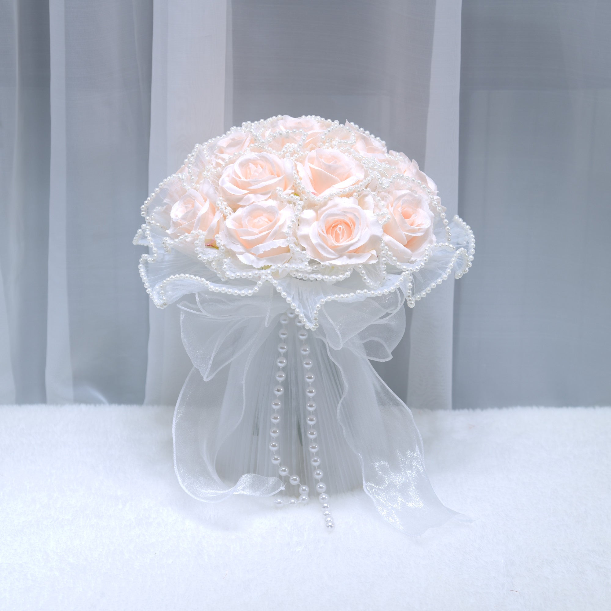 169Outdoor wedding simulation rose hand-held flower Western style bride hand-held flower certificate proposal hand-held mesh bouquet
