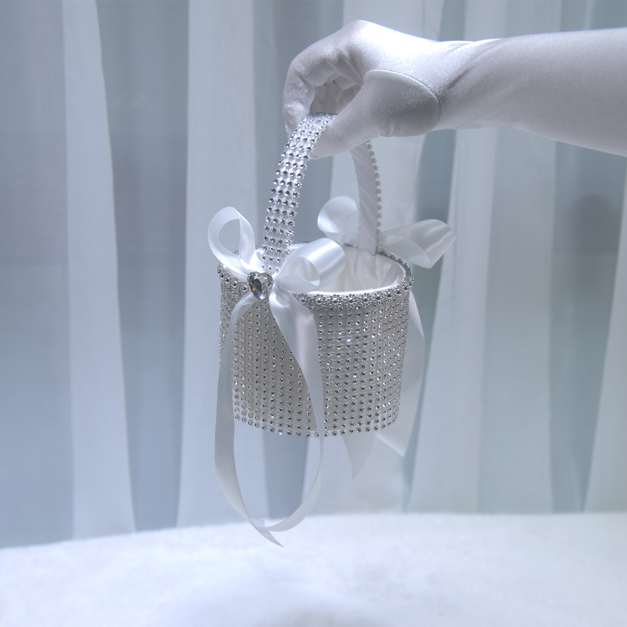 220 Wedding flower basket, flower girl flower scattering hand-held flower basket, rhinestone decorative basket, souvenir basket