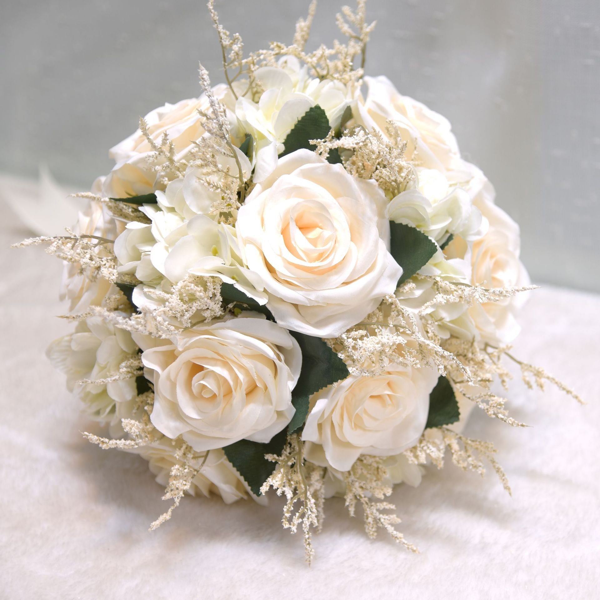 958 Outdoor artificial rose simulation floral fragrance Penang retro groom bride wedding bouquet wedding supplies