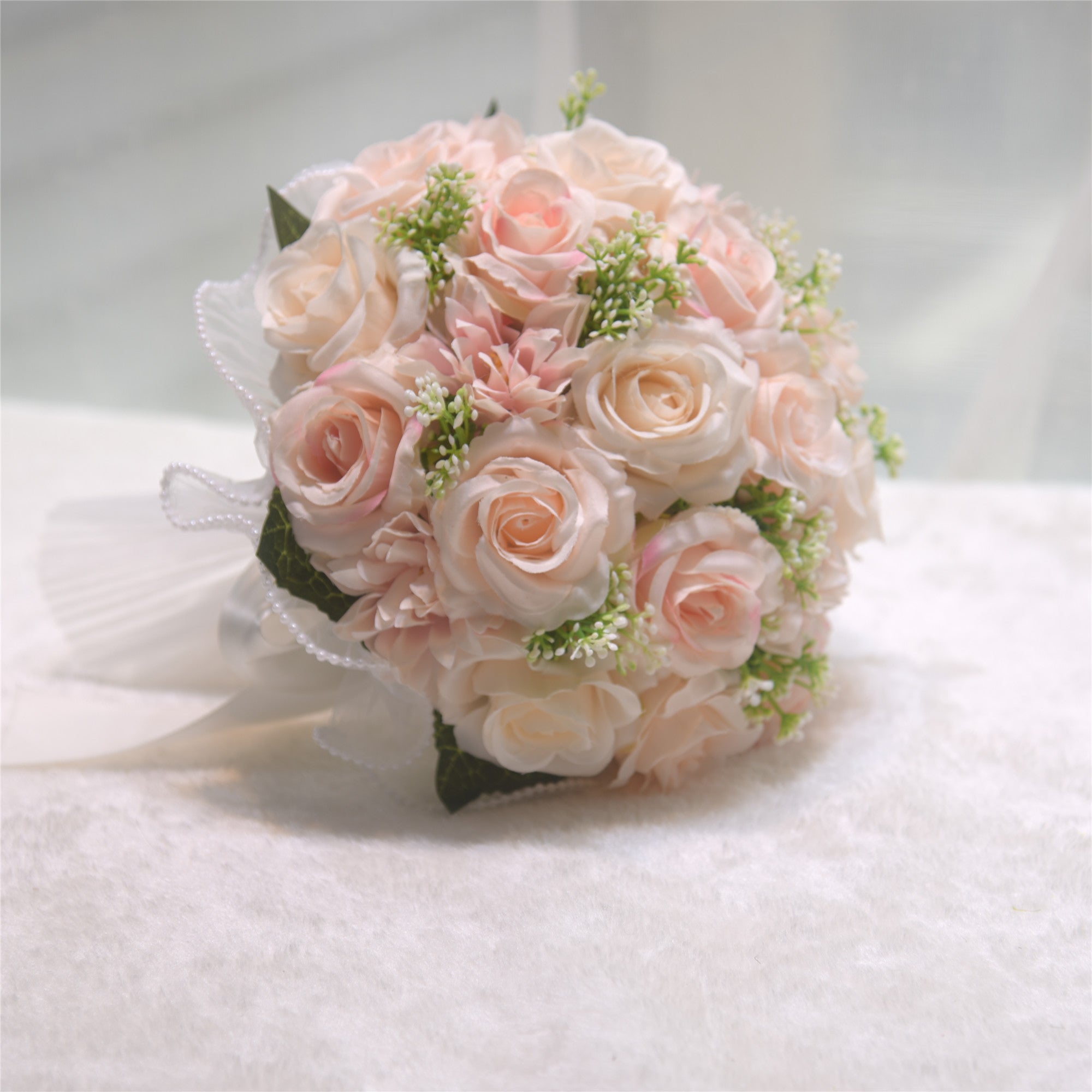 022Outdoor wedding simulation rose Nordic style hand-held flower forest series hand-held bouquet bride white hand-held flower