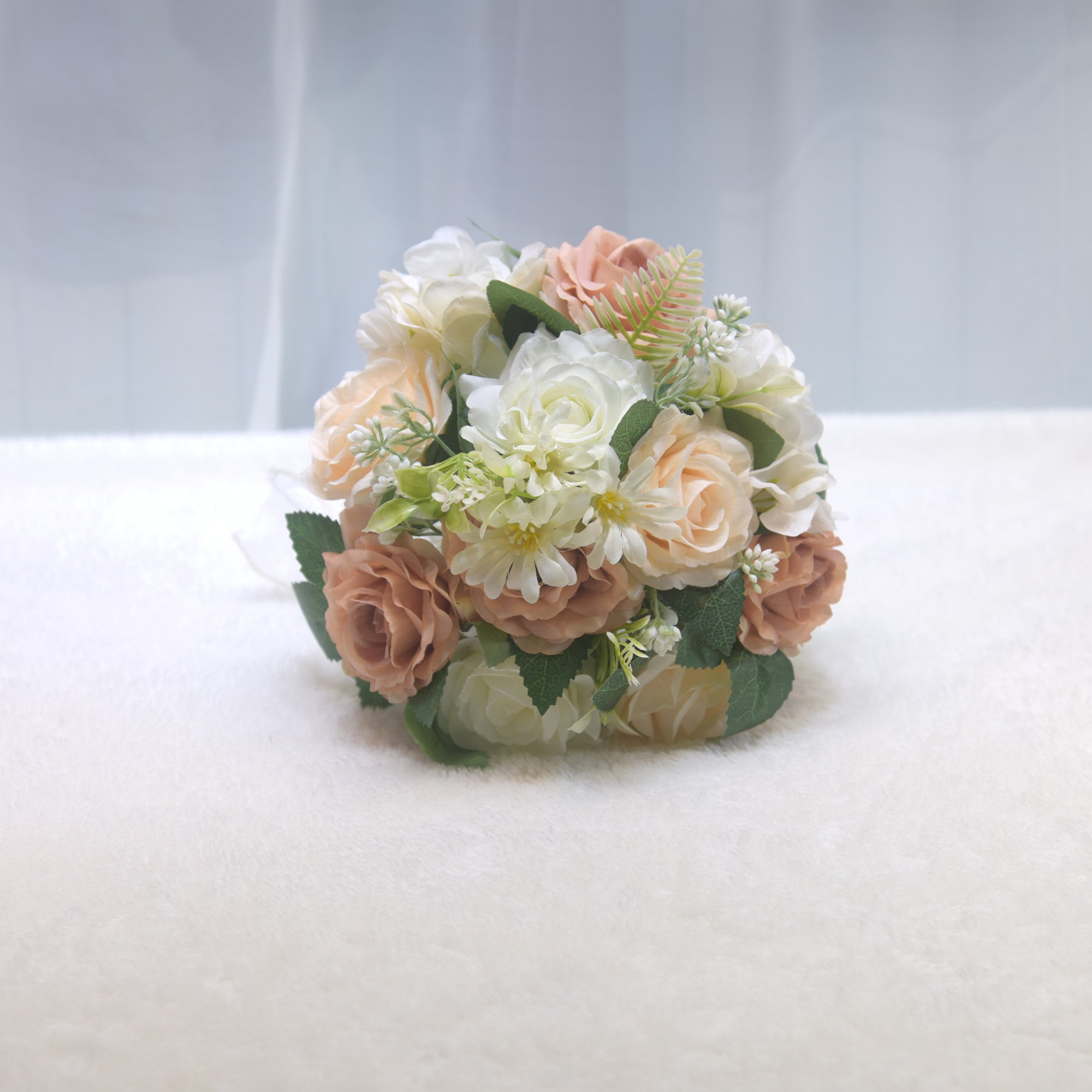 161 Simulated Bridal Bouquet, Wedding Photography Prop Bridal Toss Bouquet Western-style Outdoor Wedding Bridal and Bridesmaid Bouquet