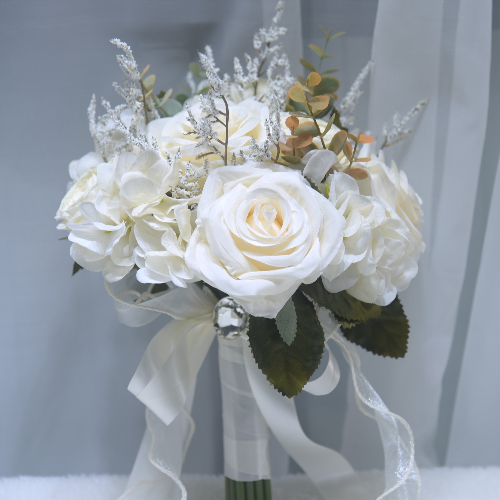 165 Artificial flower bridal bouquet, suitable for weddings, marriage ceremonies, parties, and as a prop for shooting during the graduation season.