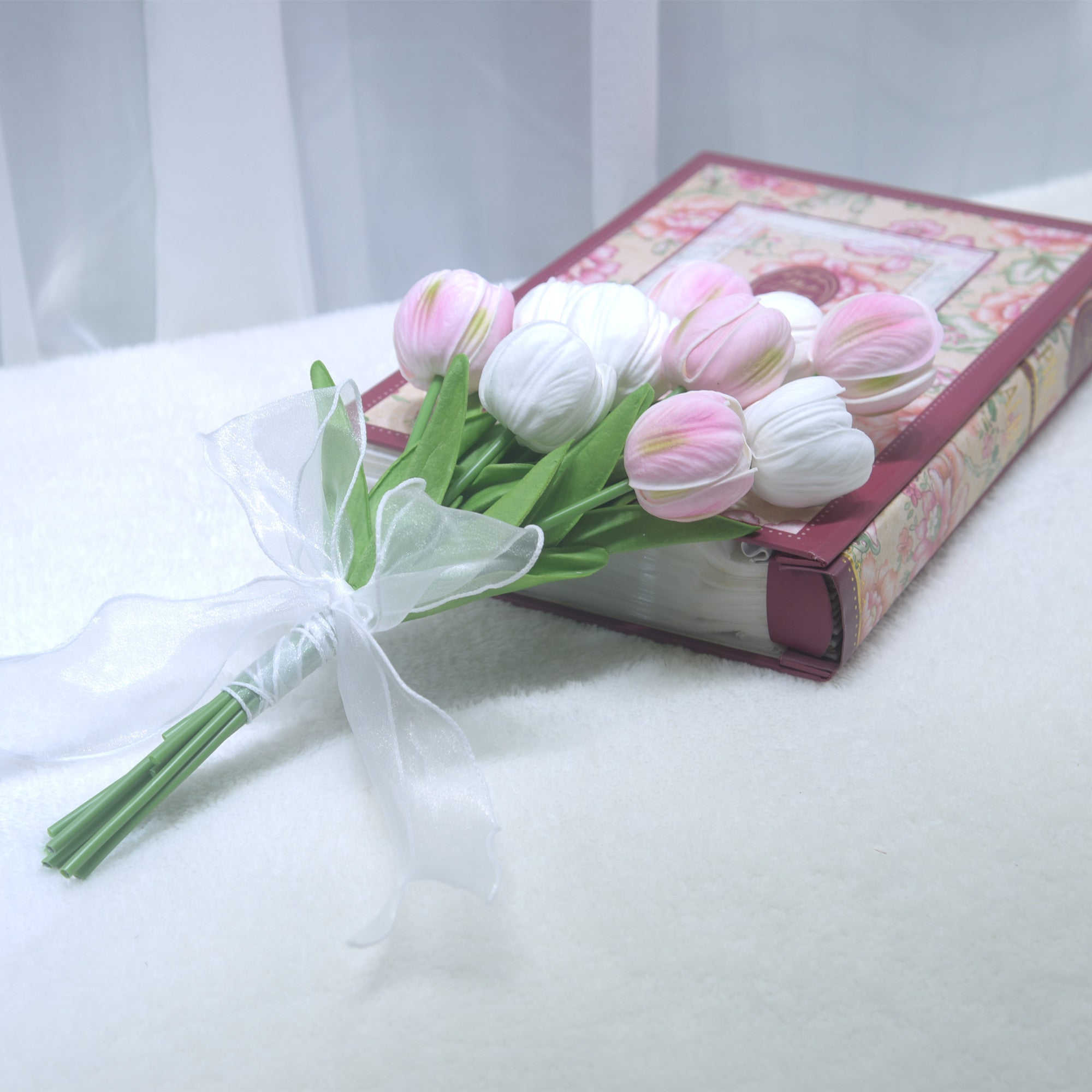 172Tulip artificial flower simulation flower living room decoration flower home decoration high-end emotional person's day birthday gift