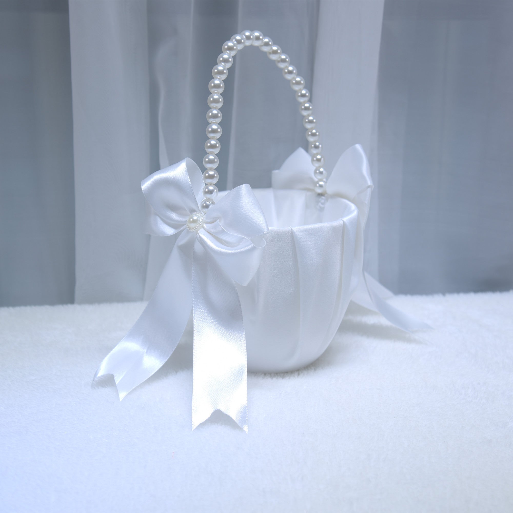 176Wedding Basket Western style Flower Basket Wedding Flower Boy Sprinkle Flowers Handheld Small Flower Basket White Pearl Small Flower Basket