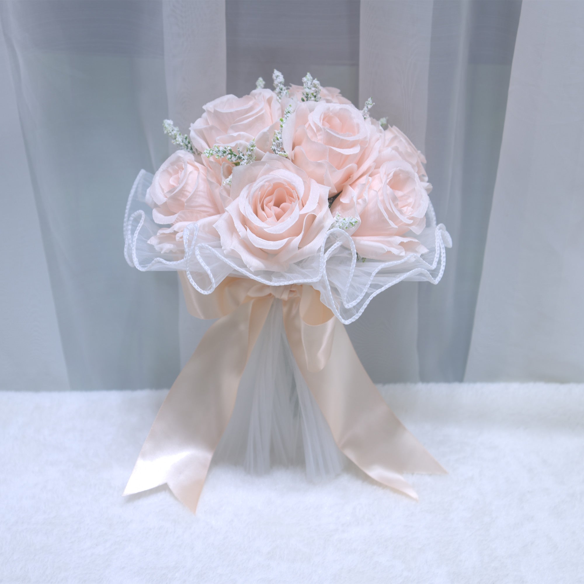 197 Bride holding flower simulation rose, bride throwing flower, wedding photography props