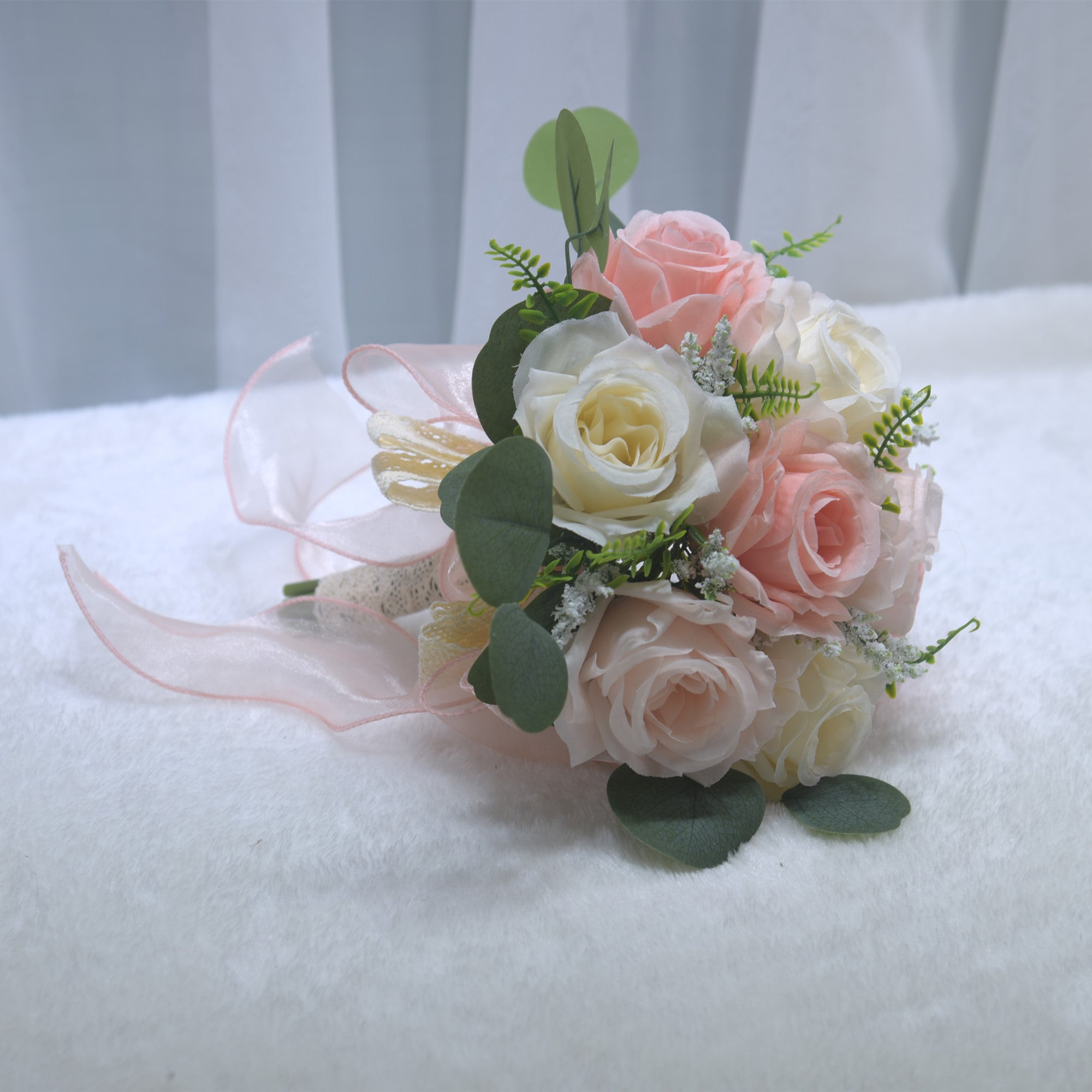 199 Bridal Wedding Holding Flowers Proposal Forest Rose Simulation Flowers Wedding Photography Props