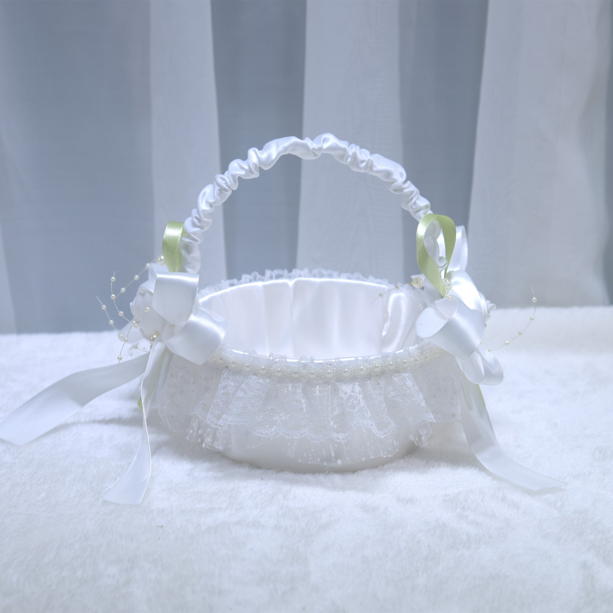 200 Wedding lace pearl flower basket, bride flower girl scattering flowers, hand-held basket giving gifts, ring flower basket