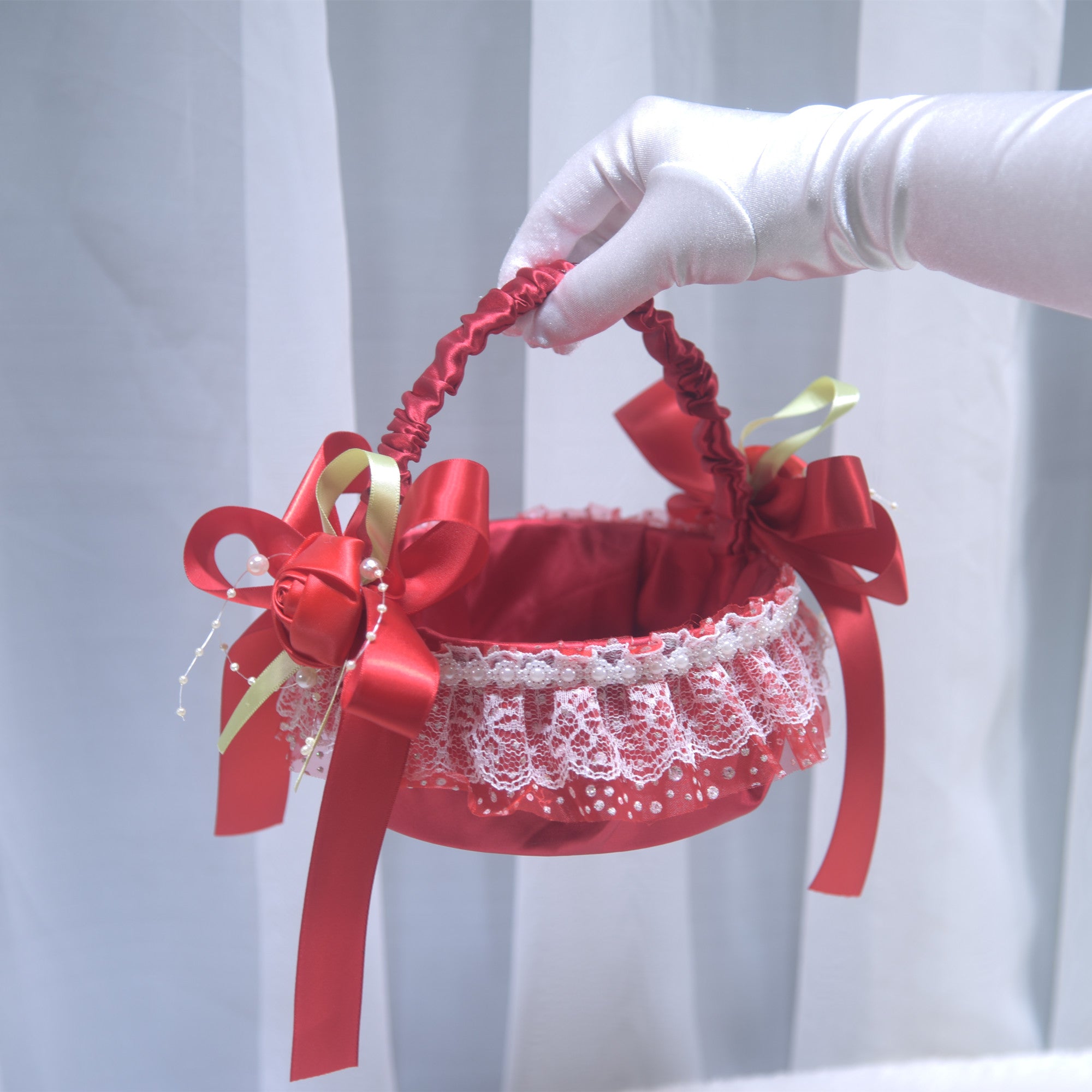 200 Wedding lace pearl flower basket, bride flower girl scattering flowers, hand-held basket giving gifts, ring flower basket