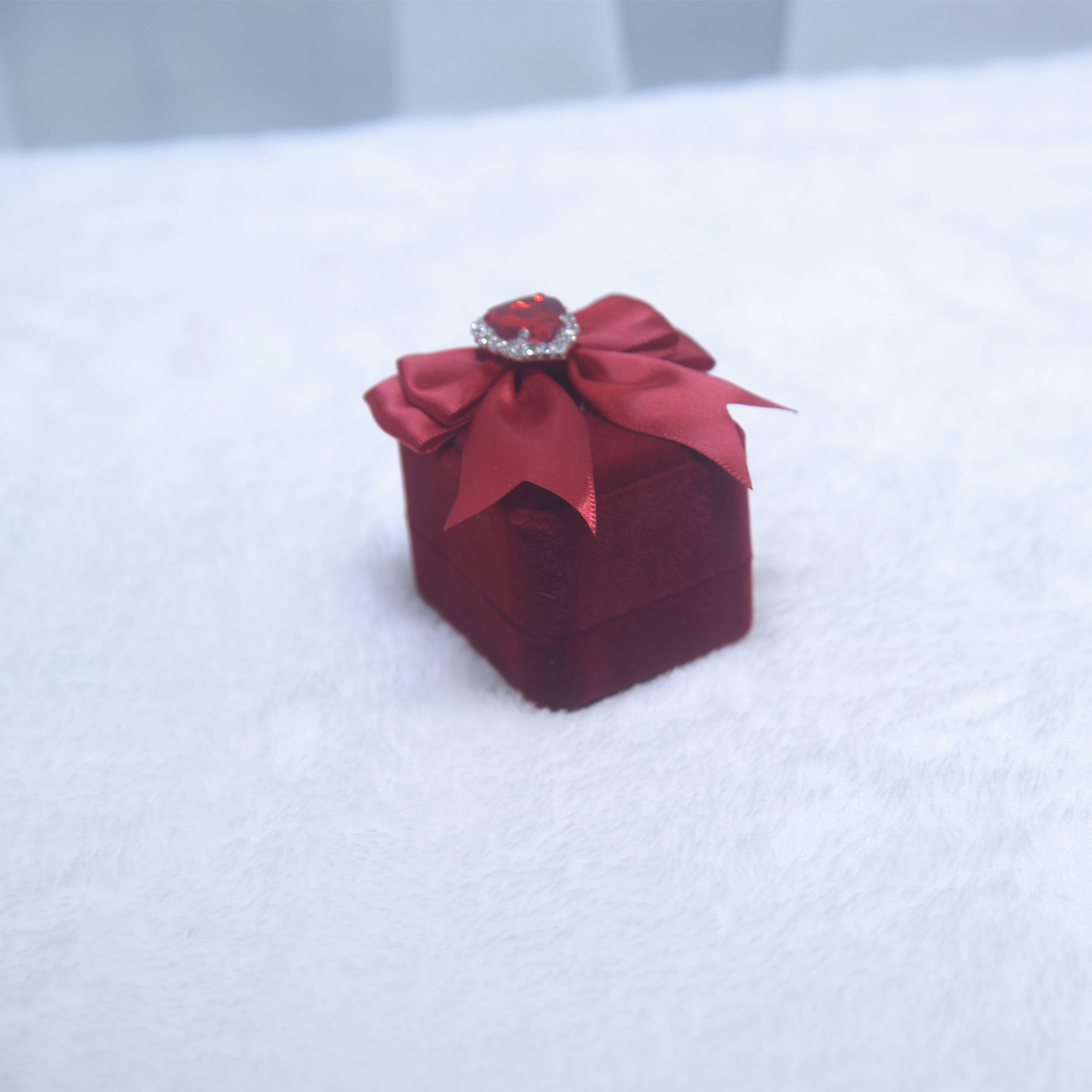 211 Bow jewelry box, proposal ring box, wedding necklace storage box, Valentine's Day gift jewelry box