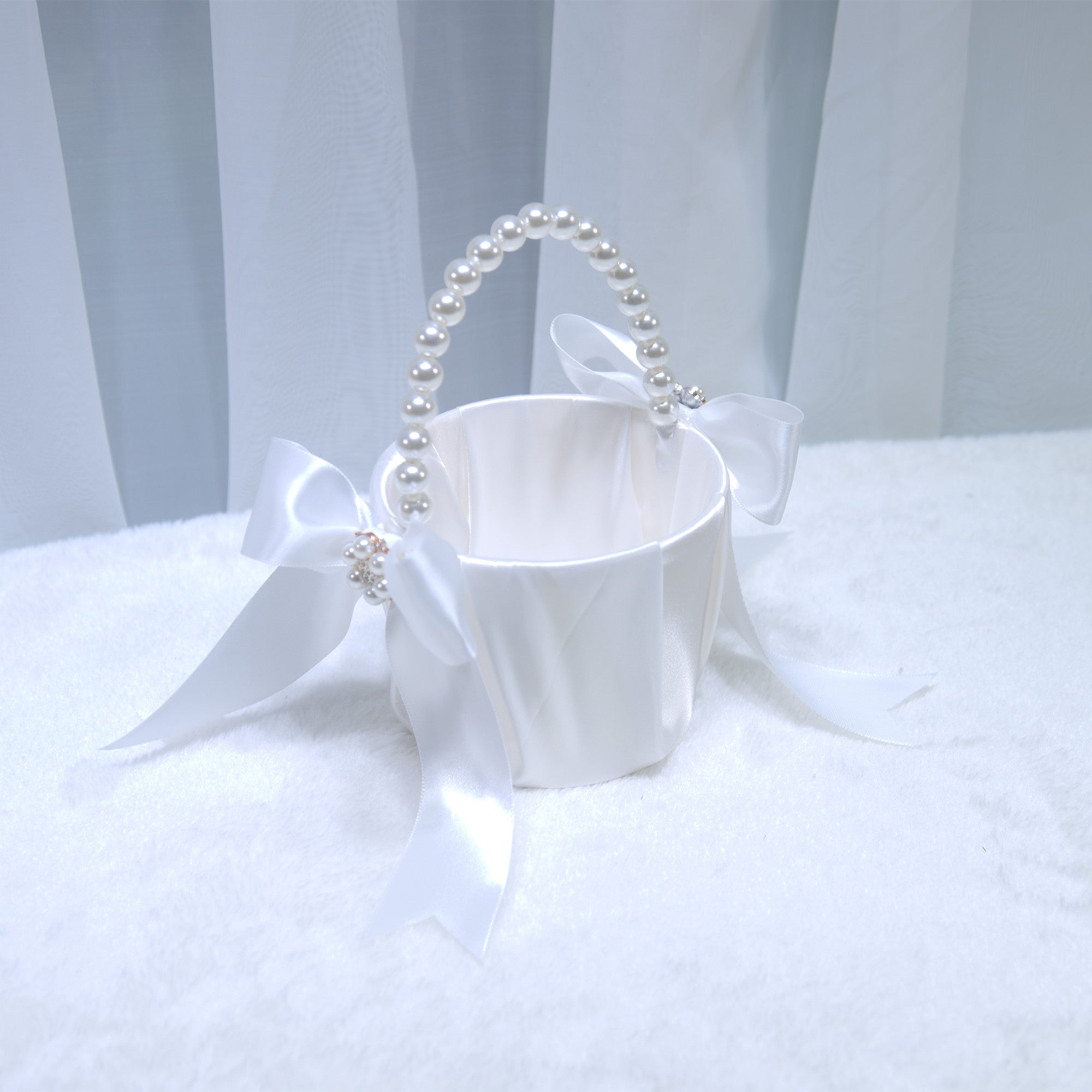 218 Wedding flower girl scattering flower basket, pearl handle, small flower basket, gift ring, flower arrangement props