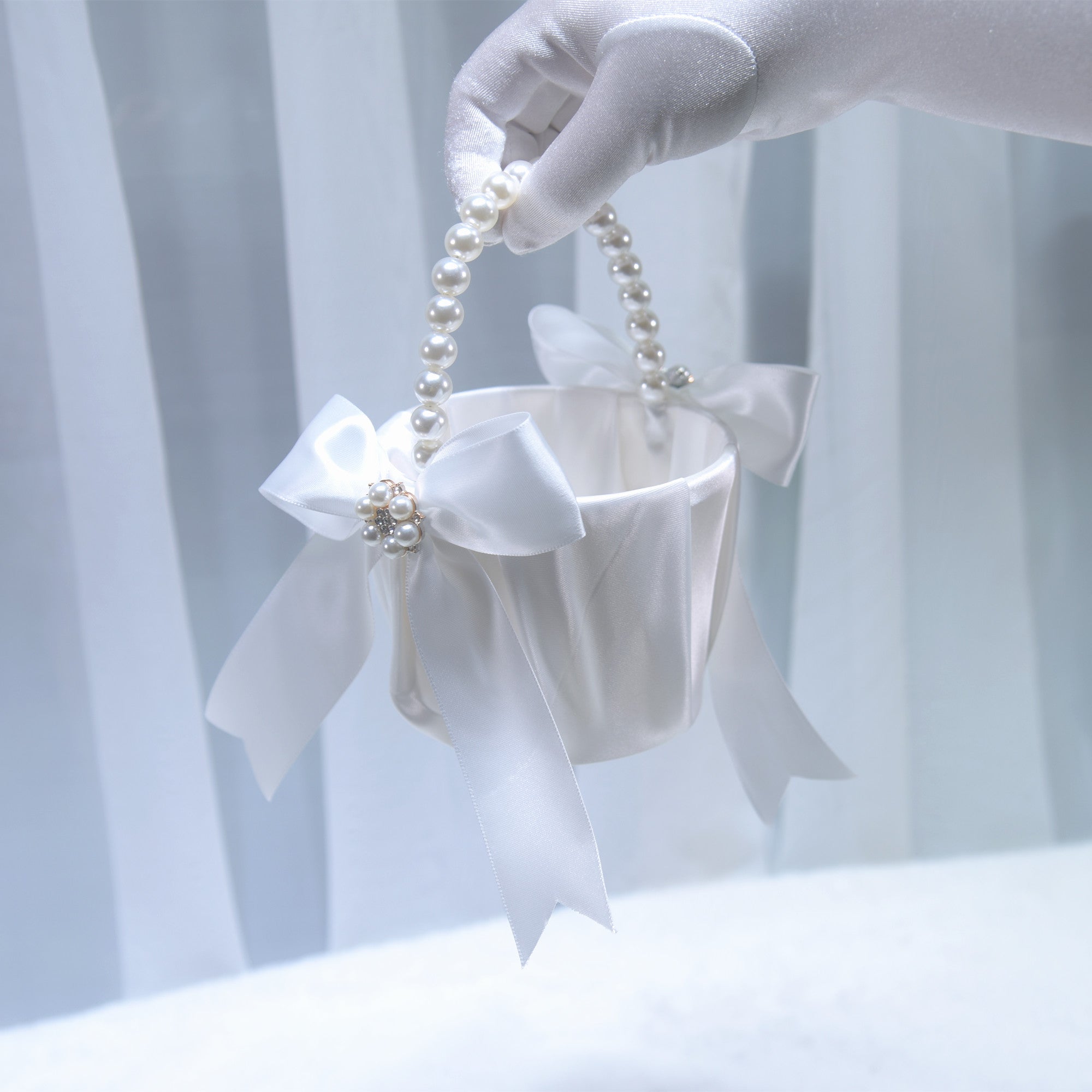 218 Wedding flower girl scattering flower basket, pearl handle, small flower basket, gift ring, flower arrangement props