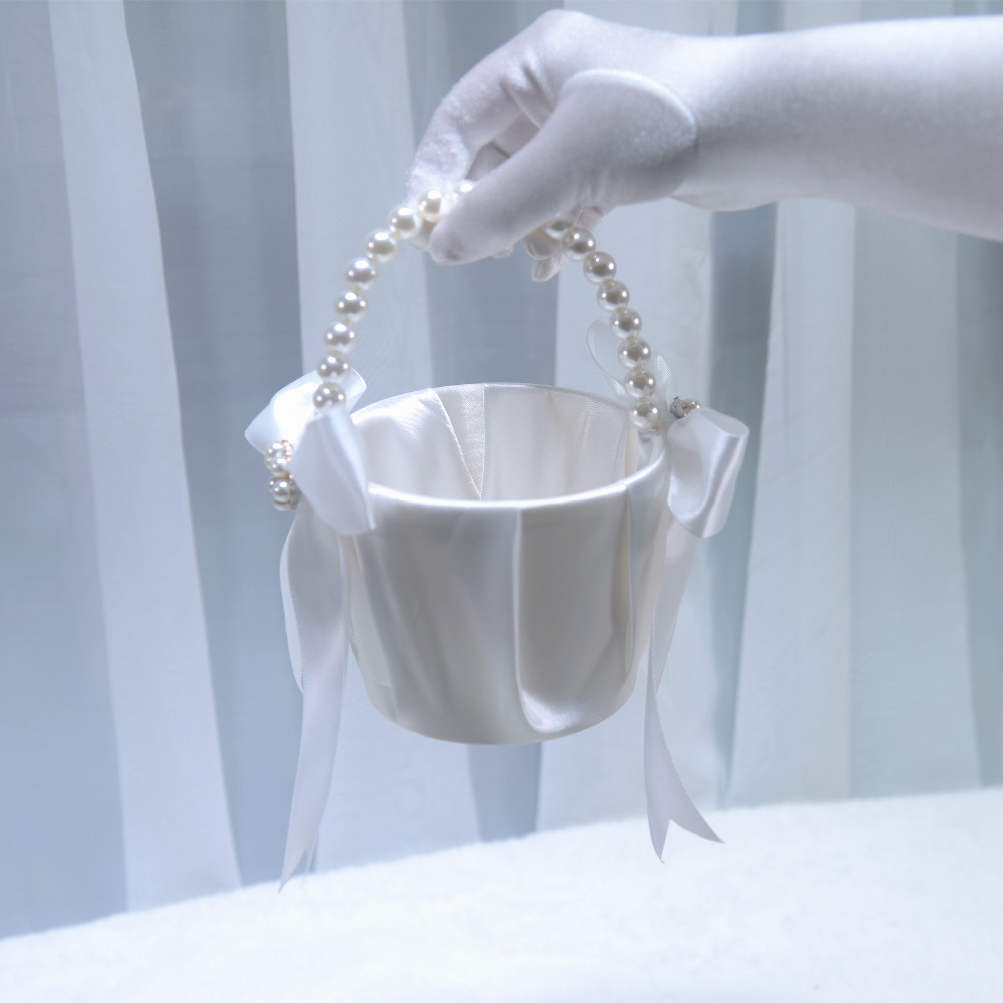 218 Wedding flower girl scattering flower basket, pearl handle, small flower basket, gift ring, flower arrangement props