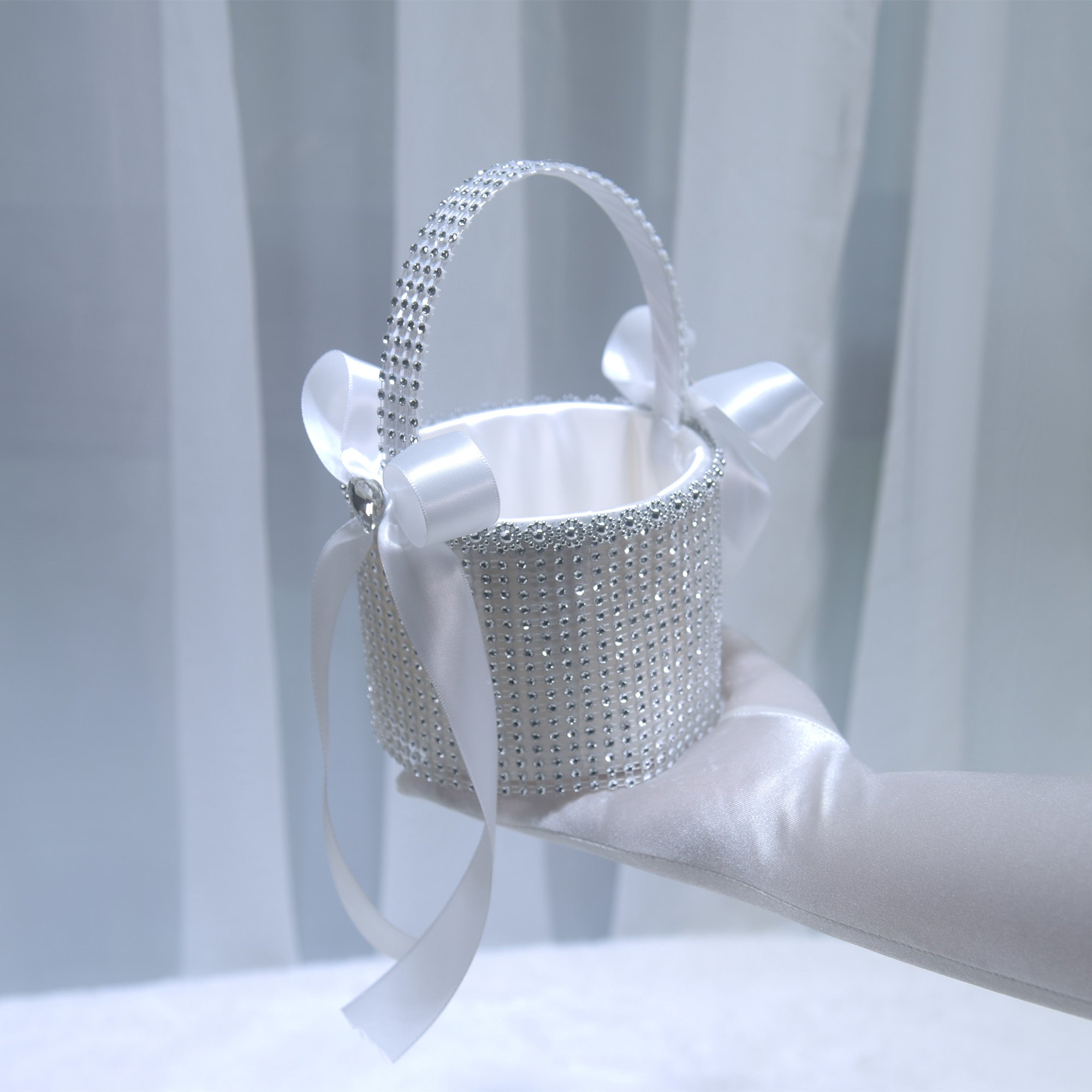 220 Wedding flower basket, flower girl flower scattering hand-held flower basket, rhinestone decorative basket, souvenir basket