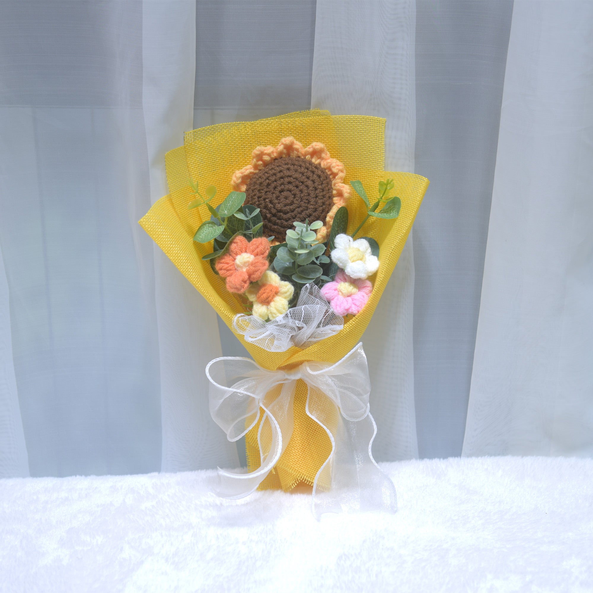 223 Knitted Sunflower Yarn Finished Bouquet Kindergarten Teacher's Day Gift Birthday Gift