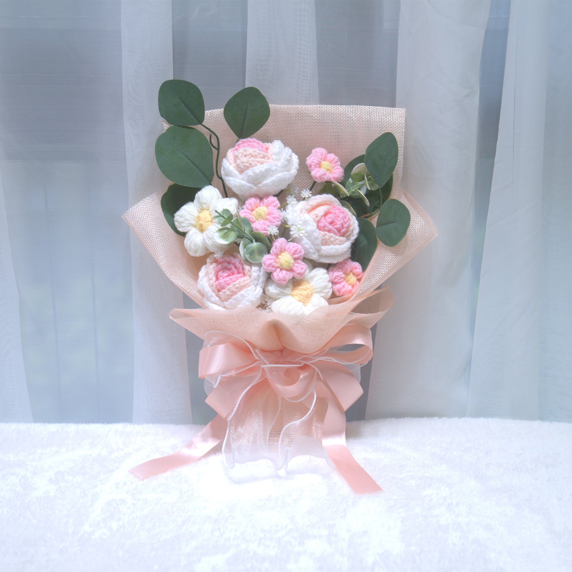 225 Handmade Flower Knitted Yarn Bouquet Valentine's Day Gift Rose Knitted Yarn Flower Best Friend Birthday Gift