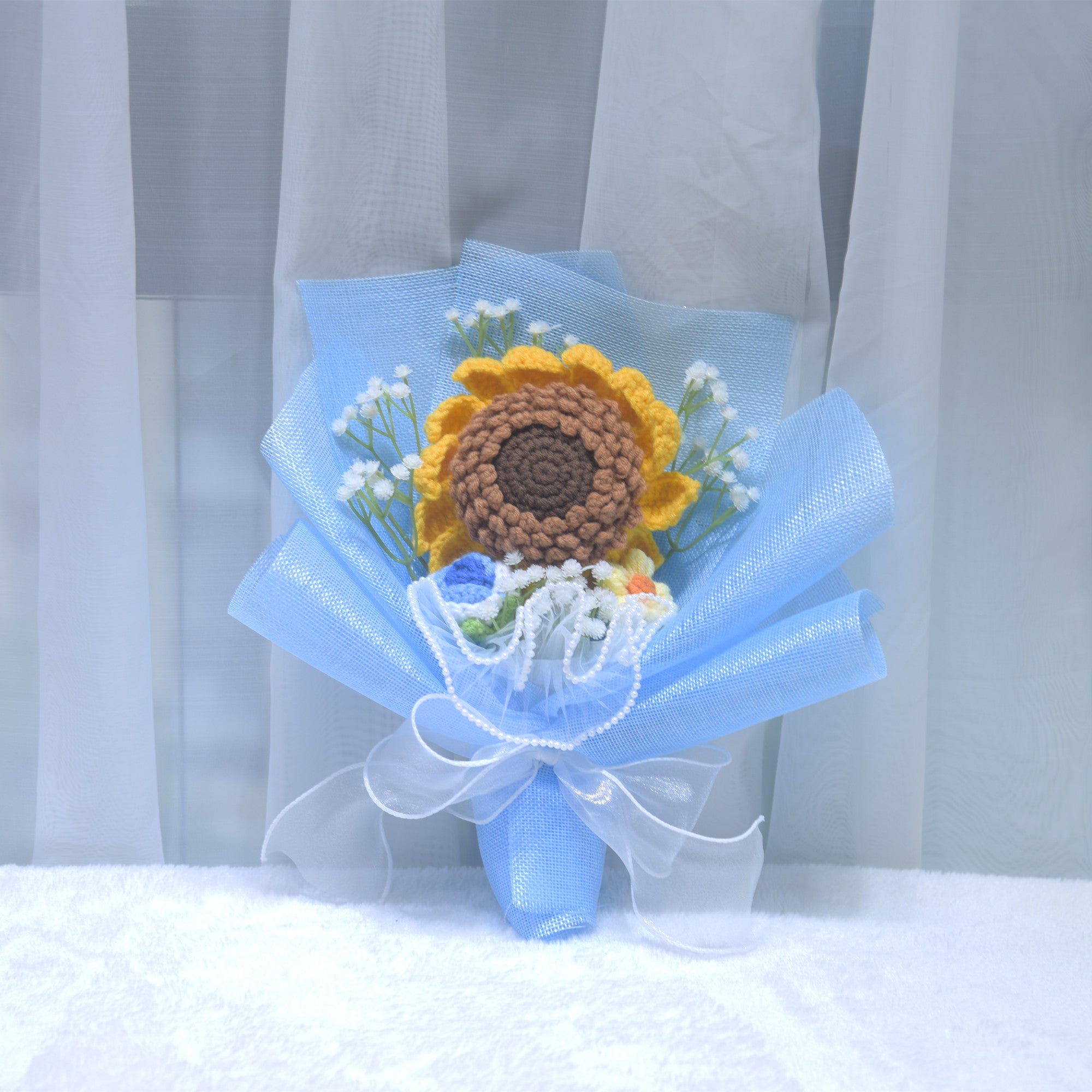 233 Woolen Handmade Bouquet Sunflower Knitted Flower Girl Birthday Gift Graduation Season  划译  机翻 · 通用领域 233 Woolen Handmade Bouquet Sunflower Knitted Flower Girl Birthday Gift Graduation Season