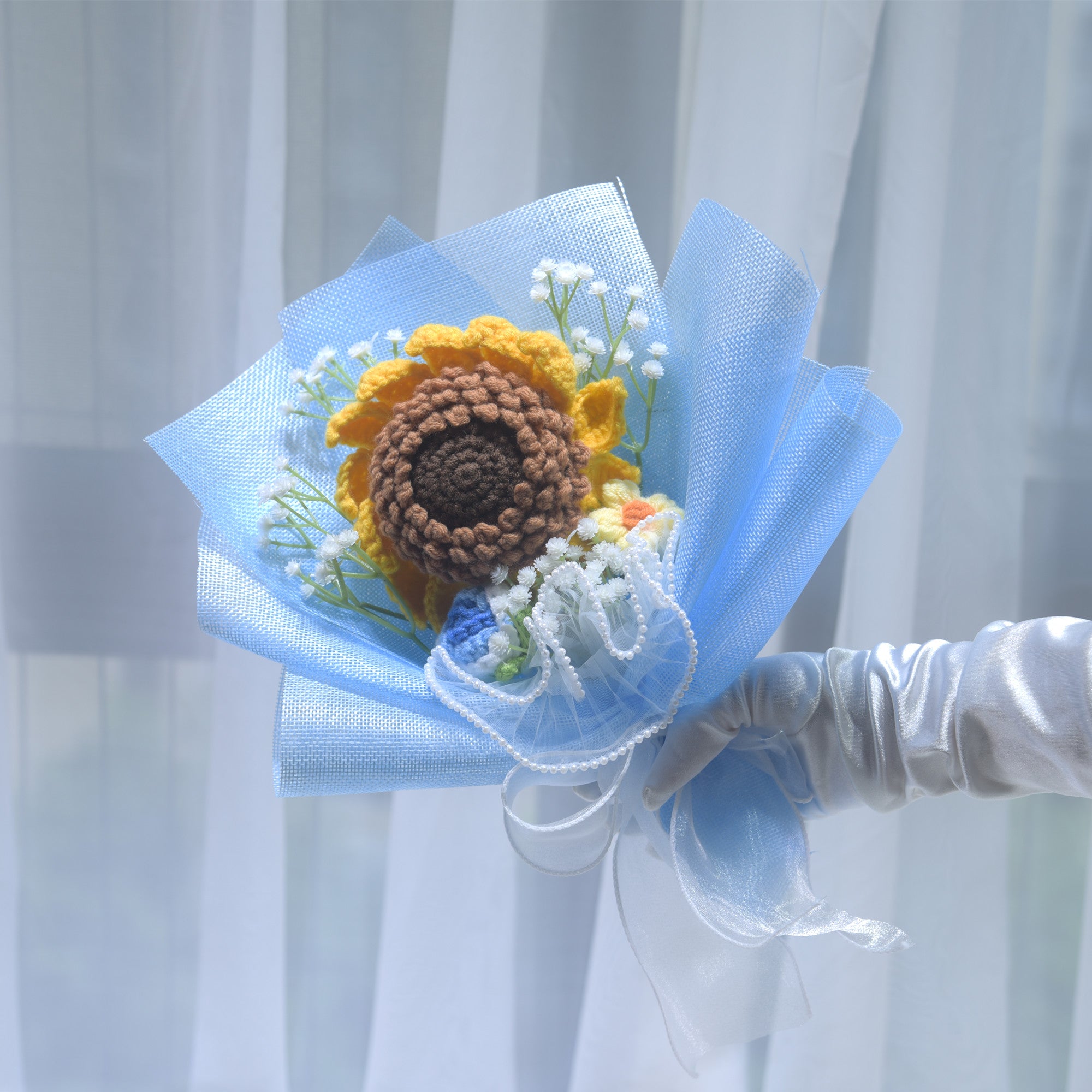 233 Woolen Handmade Bouquet Sunflower Knitted Flower Girl Birthday Gift Graduation Season  划译  机翻 · 通用领域 233 Woolen Handmade Bouquet Sunflower Knitted Flower Girl Birthday Gift Graduation Season
